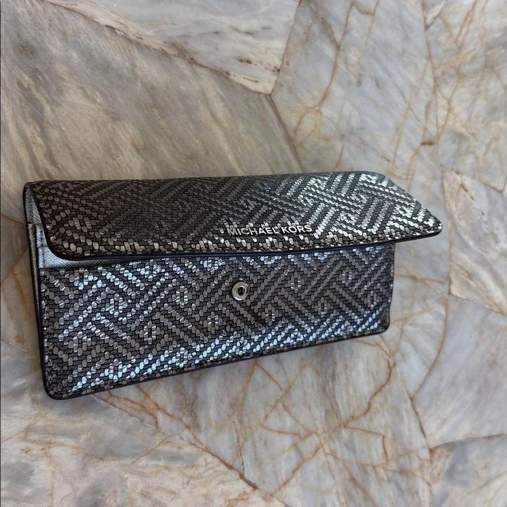 Michael-kors Women's Black and Grey Wallet-purses